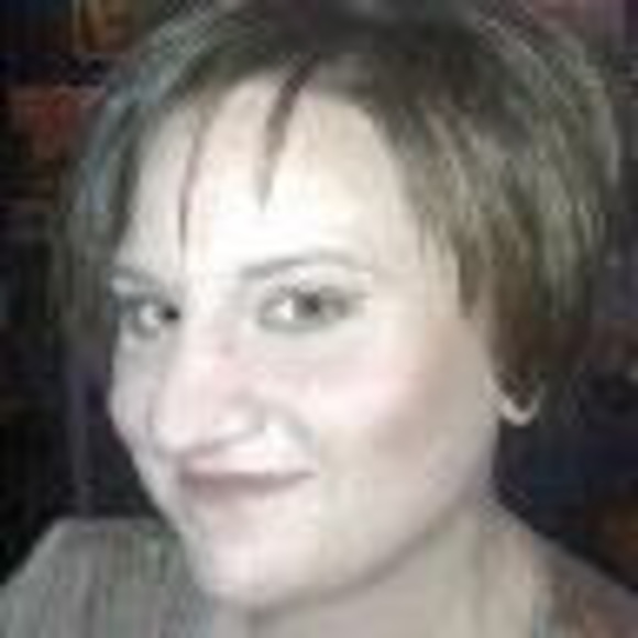 Meet your Posher, Michele - Picture 1 of 1